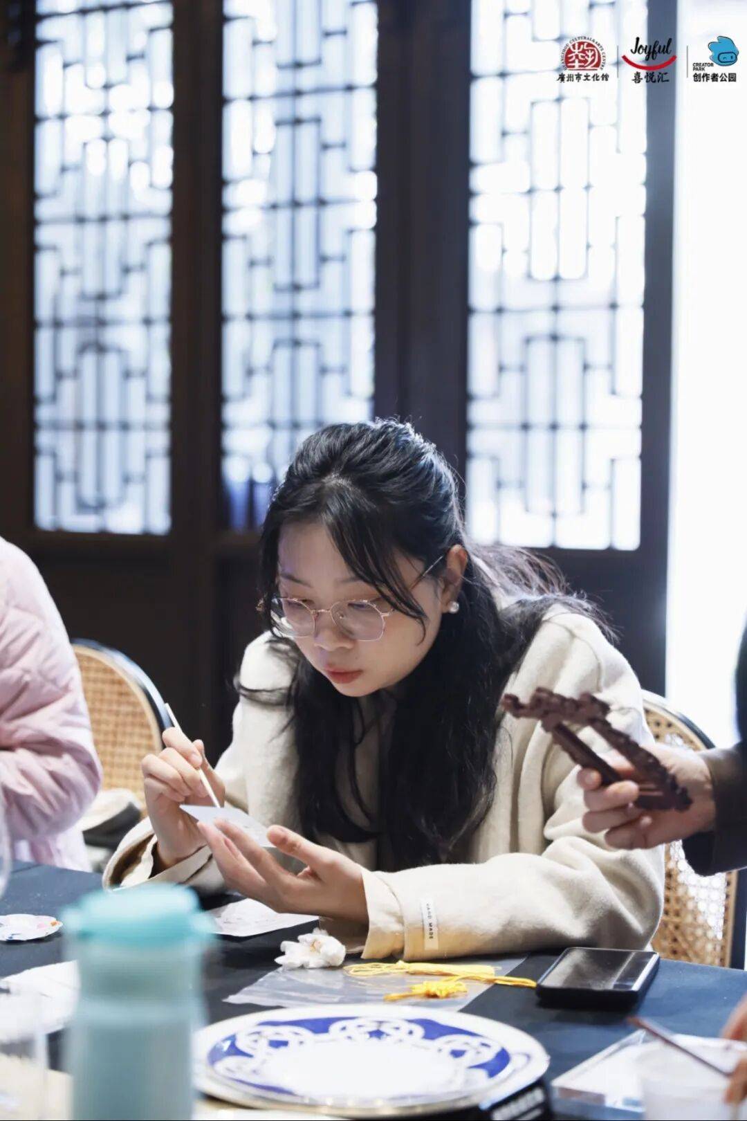 作、派对妆容、珠绣胸针超多趣味活动等你参与尊龙凯时链接【报名】广府·生活美学:精油手(图10) 作、派对妆容、珠绣胸针超多趣味活动等你参与尊龙凯时链接【报名】广府·生活美学:精油手(图10)